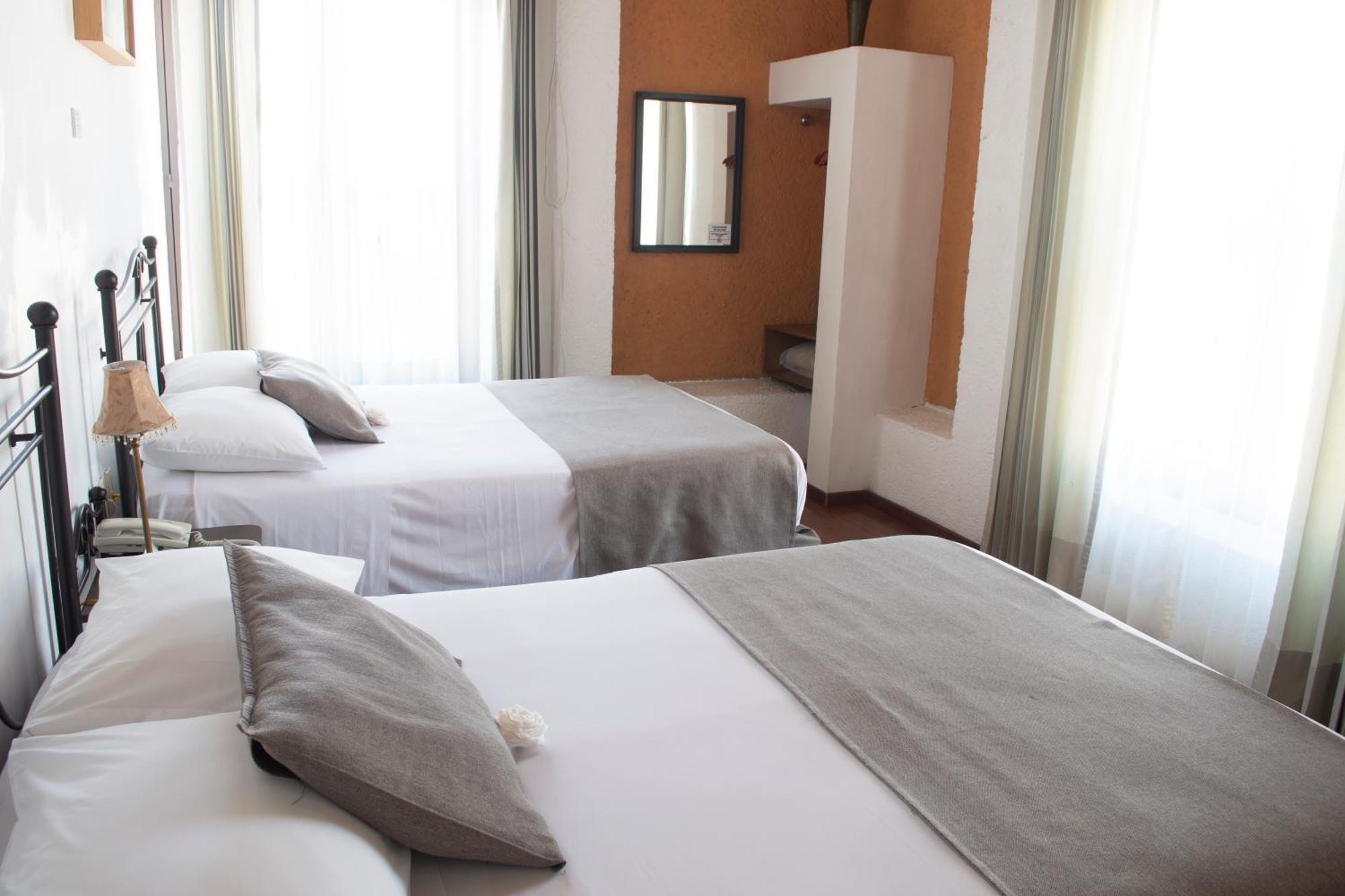 Portico Hotel & Galeria Morelia Værelse billede